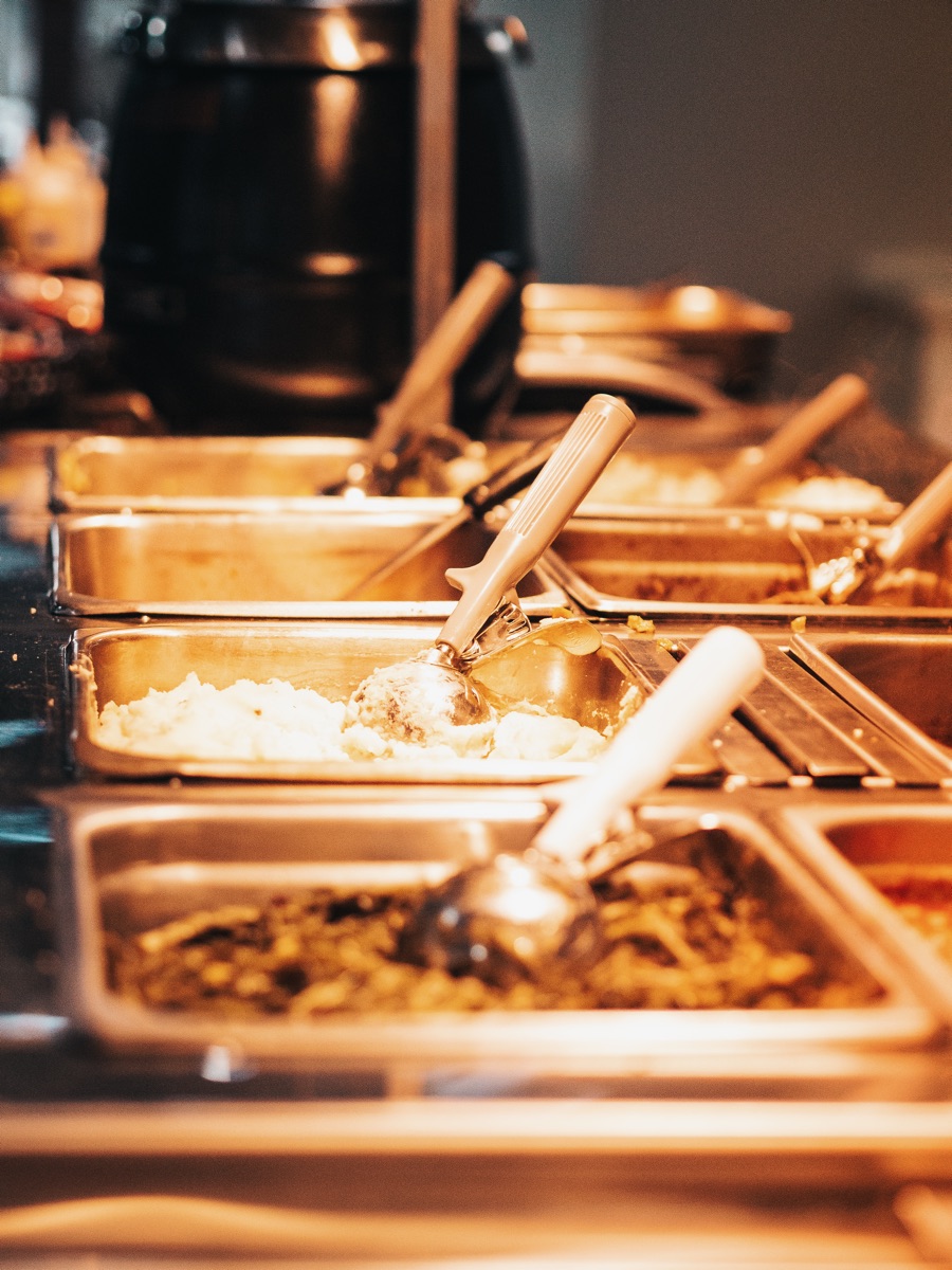 The Hot Headz buffet line of fresh Southern food
